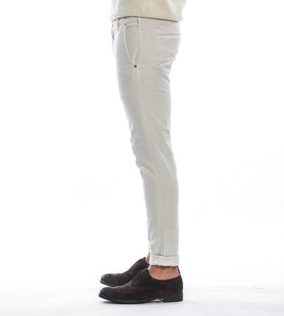 Uniform pantalone uomo mod Dean soft hand smerigliato al carbonio tinto capo