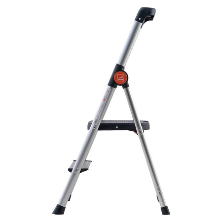 Sgabello "Dekorstep" realizzato in alluminio anodizzato leggerissimo e piedini antiscivolo
