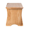 Sgabello Basso realizzato in legno chiaro resistente di pino essiccato