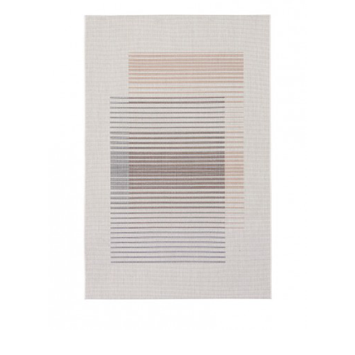 Tappeto da esterno Kino  Fronte in 91% polipropilene e 9% poliestere.