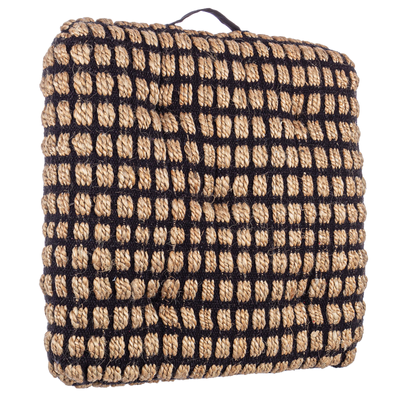 Cuscino pavimento shaila realizzato in esterno in iutta 60% e 40% di cotone. con all' interno in poliestere