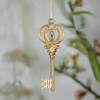 Pendaglio a forma di chiave oro in plastica per albero di Natale da 16.5 cm