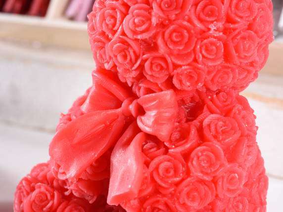 Candela a forma di coniglio con fiocco e superficie a rose 11,5 cm