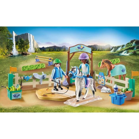 PLAYMOBIL 71637 Maneggio dei Cavalli della Cascata, 67 pezzi, dai 5 anni in su