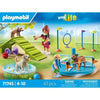 PLAYMOBIL 71745 Parco giochi per cani, Bambino ed educatore, La mia vita, 61 pezzi, dai 4 anni in su