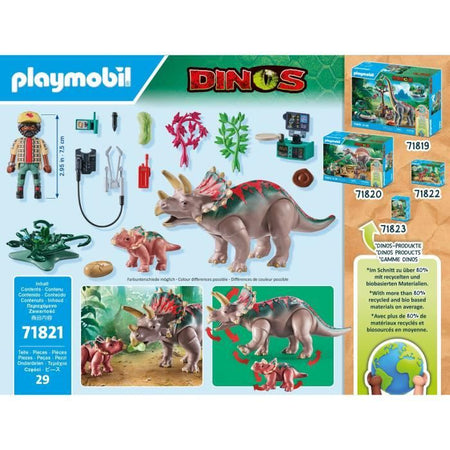 PLAYMOBIL 71821 Triceratopo con cucciolo ed esploratore, Dinos, 29 pezzi, dai 4 anni in su