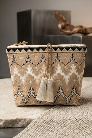 Pochette fantasia con filo strass e nappine | PHO Firenze