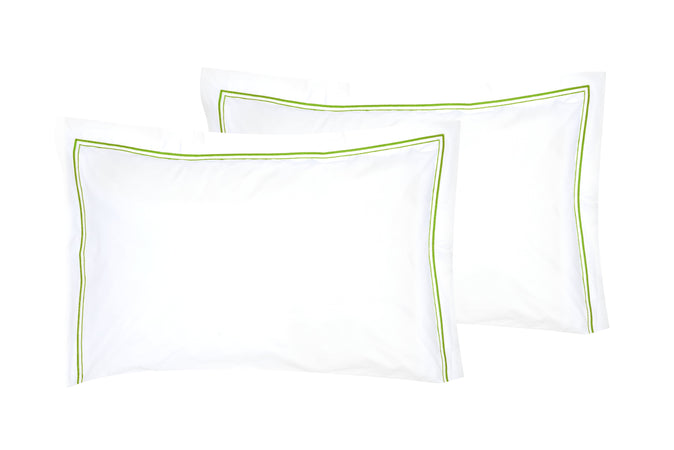 Parure Letto in Percalle di Puro Cotone Bianco con Elegante Ricamo Verde Mela