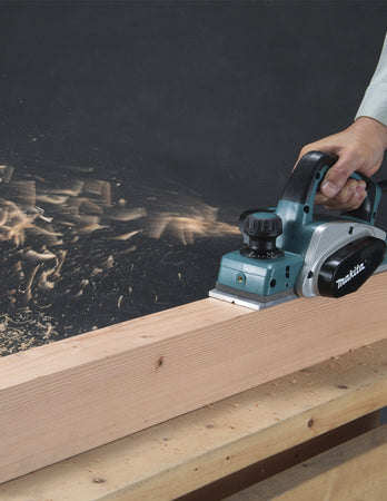 Pialla MAKITA KP0800 (620 W)