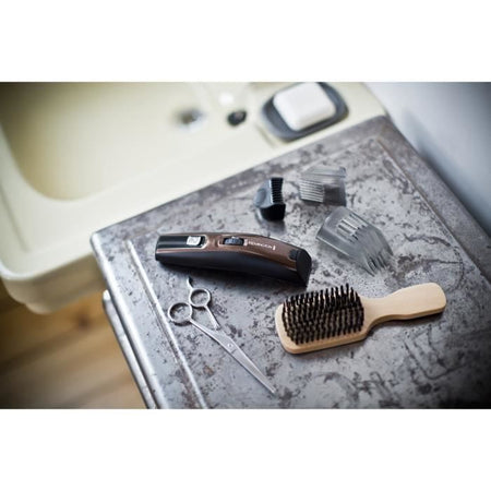 Remington MB4046 Set da barba, Kit regolabarba, Lame in titanio autoaffilanti, Zoccoli regolabili, Batteria al litio