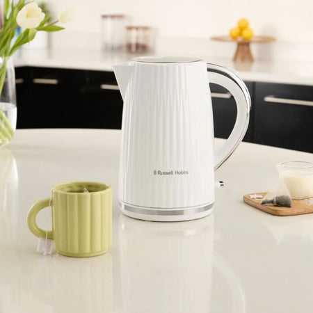Bollitore - RUSSELL HOBBS - EDEN - 2400 W - 1,7 L - Bianco