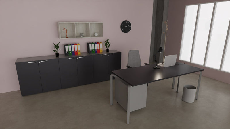 Scrivania operativa con top melaminico e struttura metallica colore alluminio cm. 160x80x75h