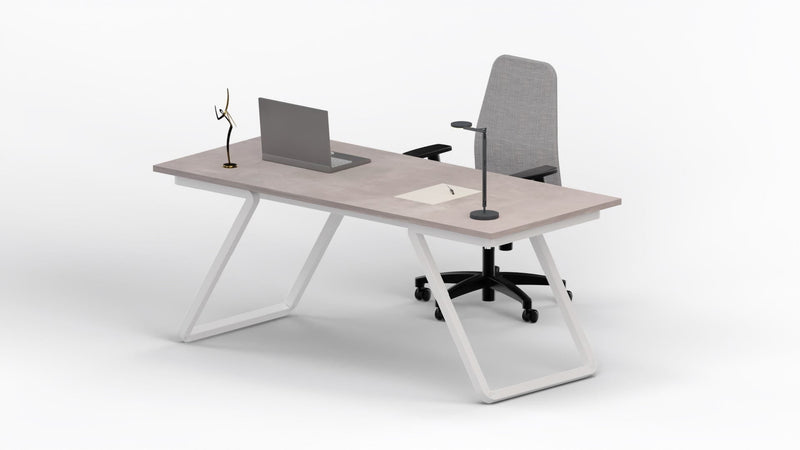 Scrivania con struttura in tubolare bianco e piano in melaminico per ufficio cm. 160x80x75h