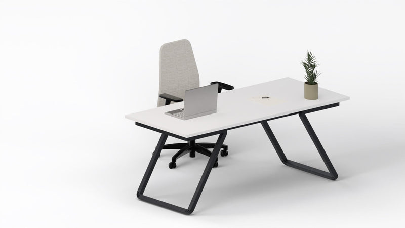 Scrivania con top in melaminico e gambe metalliche nero ghisa cm. 160x80x75h