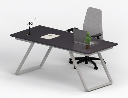 Scrivania con gambe in metallo moderne colore alluminio e piano in melaminico cm. 180x80x75h