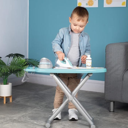 Smoby - Asse da stiro con stazione vapore + 9 accessori - Giochi di imitazione per la casa - H48 cm - Prodotto in Francia - Dai 3 anni