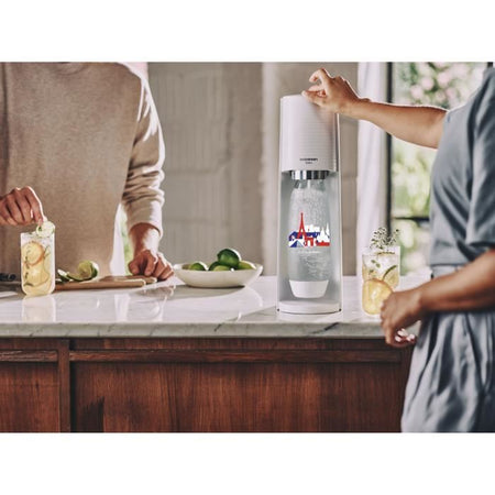 SODASTREAM Terra - Macchina per acqua frizzante bianca + 1 bottiglia con fusibile da 1 l edizione francese + 1 ricarica di gas a clip da 60 l