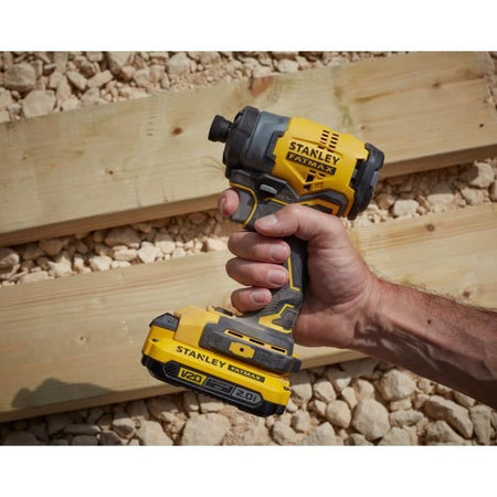 Avvitatore a percussione - STANLEY FATMAX V20 - SFMCF810D2K-QW - 170 Nm Brushless - Litio 18V - 2 Batterie 2Ah