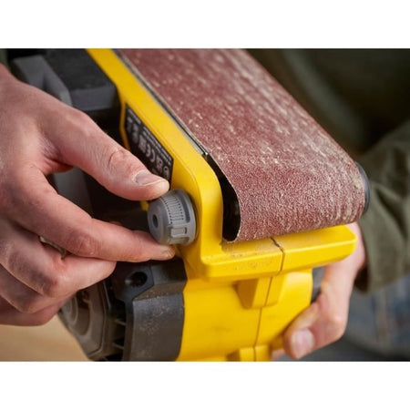 Levigatrice a nastro + 1 Abrasivo - Batteria al litio (senza) - STANLEY FATMAX V20 - SFMCW223B-XJ - 18V