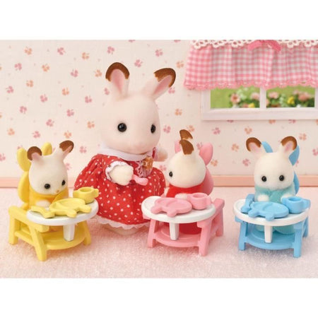 SYLVANIAN FAMILIES Triplette di coniglietti al cioccolato e accessori per l'infanzia per bambini