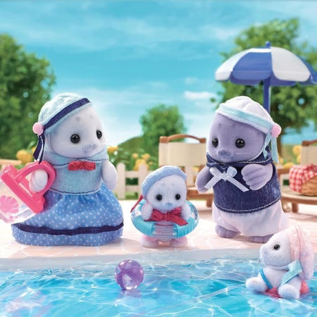 Famiglia Articolata - SYLVANIAN FAMILIES - Famiglia Foche - 4 Personaggi e Accessori da Spiaggia