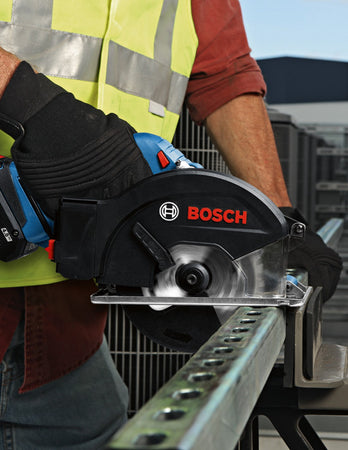 Sega Circolare BOSCH GKM 18V-50 (Solo corpo + L-Boxx 238)