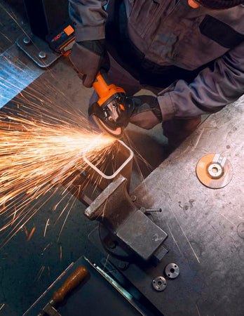 Smerigliatrice Angolare FEIN CCG 18-125-7 AS (Solo corpo + L-Boxx 136)