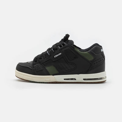 Sneakers Globe Sabre black combat