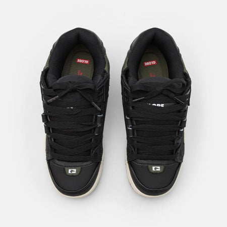 Sneakers Globe Sabre black combat