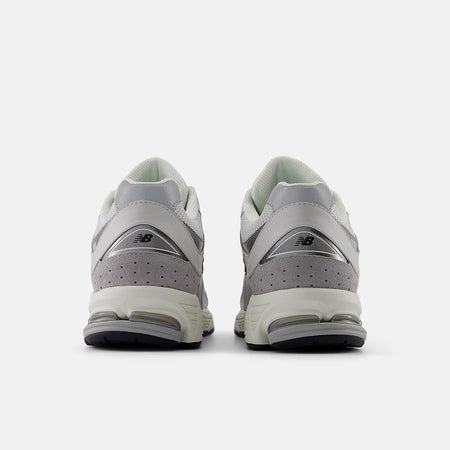 Sneakers New Balance 2002R grey matter silver metallic