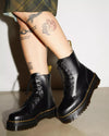 Stivali Dr Martens platform Jadon smooth black