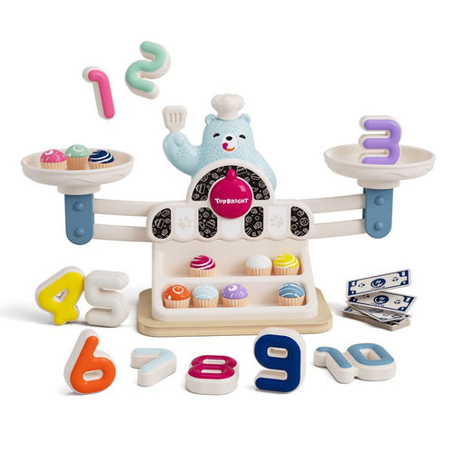 Orsetto dell'equilibrio delizioso - TOP LUMINOSO - Cupcakes - Vassoi dell'equilibrio - Equilibrio - Numeri - Conteggio