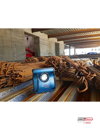 Torcia LED BOSCH GLI 18V-10000 C (Solo corpo)