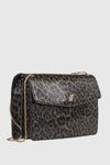VERDE FASHION | Borsa con patta maculata in vernice