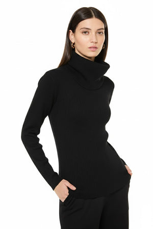 VERDISSIMA | Maglia in viscosa con collo removibile