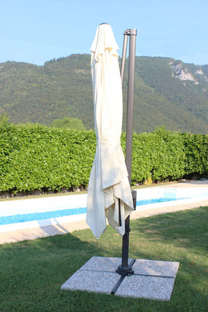 Ombrellone palo laterale "Newton" in alluminio verniciato da giardino e balcone
