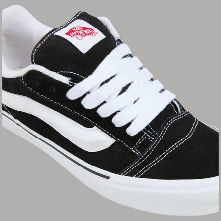 Vans scarpe Knu Skool nere bianche VN0009QC6BT