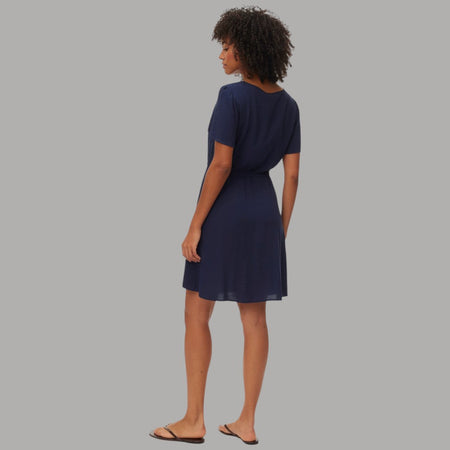 Vestito Corto Vero Moda in Viscosa con Scollo a V e Vita Regolabile