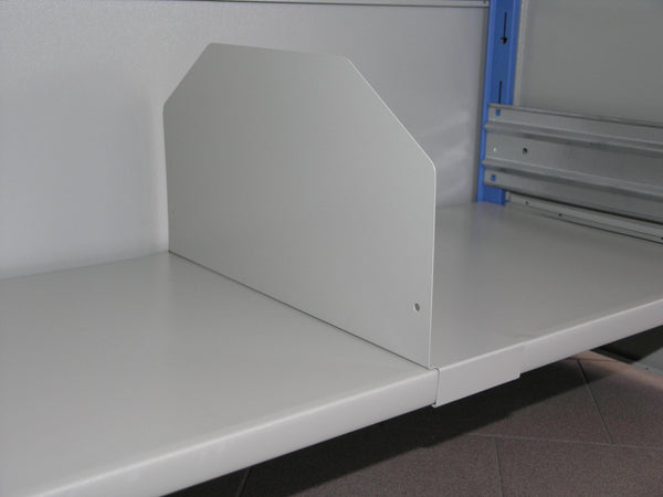 Separatore verniciato per piano scaffalatura di cm. 60