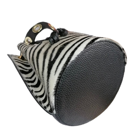 Modarno Borsetta a secchiello con dettagli circolari Cavallino 17x16x20cm
