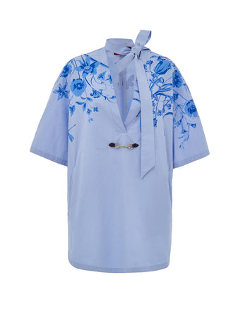 Gucci Camicia Kimono in Popeline di Cotone Azzurra con Stampa Fiori da donna