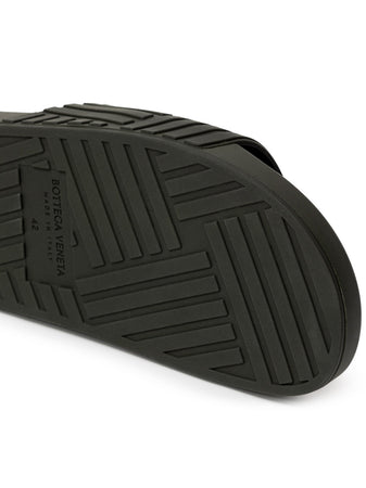 Bottega Veneta Sliders Carpet in Gomma Nera da uomo