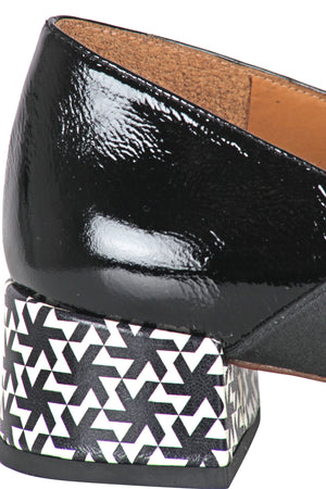 CHIE MIHARA Chie Mihara - Scarpe basse - 460781 - Nero da donna
