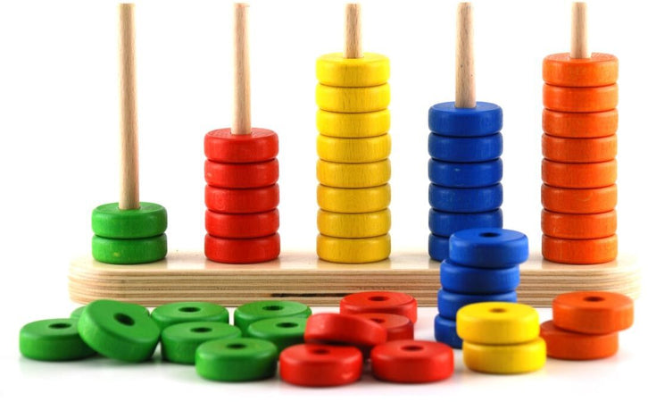 Bambini Che Giocano Con L'abaco Di Legno Giocattolo Educativo Fotografia Stock - Immagine di