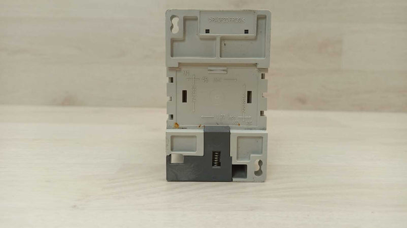 ABB A26-40-00 230-240V 50Hz / 240-260V 60Hz 4-POLE N.O. CONTACTOR + 2 CA5