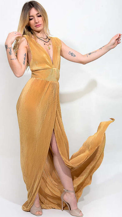Abito Cerimonia DonnaOro Vestito Lungo Oro Scollato a V Gonna Ampia in Tessuto Plissè Schiena Scoperta Made in Italy Moda/Donna/Abbigliamento/Vestiti/Cocktail You Store - Messina, Commerciovirtuoso.it
