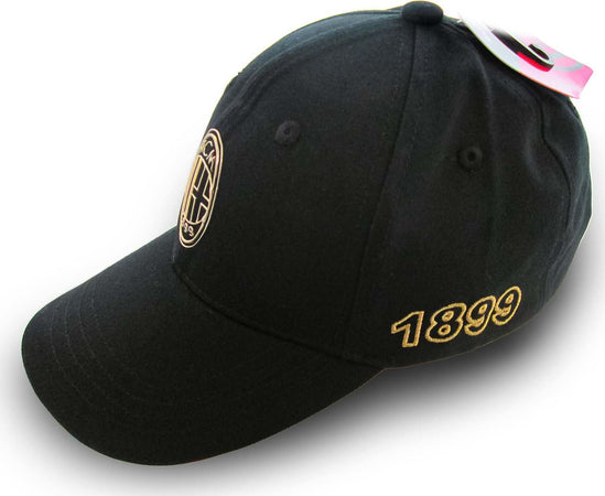 Ac Milan Cappellino Nero Oro Stemma Milan Cappello Con Visiera Milan Oro Regolabile Sport e tempo libero/Fan Shop/Abbigliamento/Accessori/Cappelli e berretti/Berretti da baseball Il Distintivo - Pesaro, Commerciovirtuoso.it