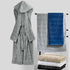 Accappatoio trussardi overlogo unisex in spugna di puro cotone jaquard con cappuccio tasche e cinta capo di alta qualità Casa e cucina/Tessili per la casa/Biancheria da bagno/Asciugamani/Set di asciugamani Puleo Casa - Palermo, Commerciovirtuoso.it