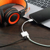 Adattatore-lightning-2-in-1-con-ingresso-per-cuffie-e-caricabatterie-lightning-ricarica-e-ascolto-simultaneamente