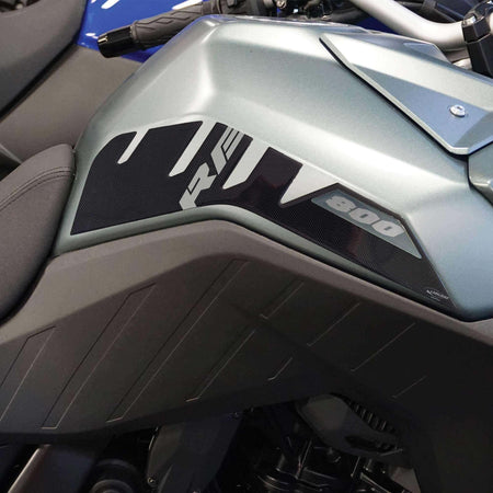Adesivi-3D-compatibili-con-Suzuki-V-Strom-800RE-Protezioni-laterali-serbatoio